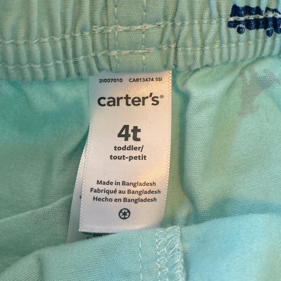 Boy’s Carter’s shorts - Picture 2 of 4